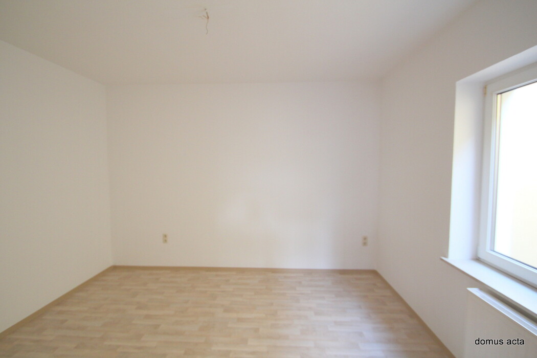 **2-ZimmerWohnung im Erdgeschoss in kleiner Wohneinheit** - Photo 4