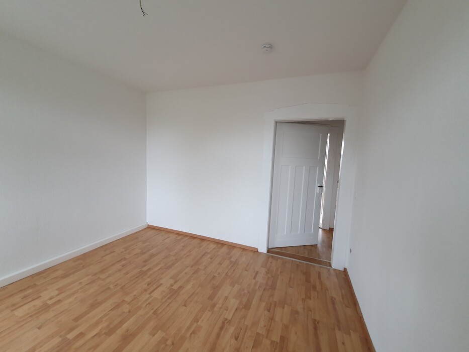 * Zentral * Familienfreundliche, helle 3-Raum Wohnung mit Balkon* - Photo 1
