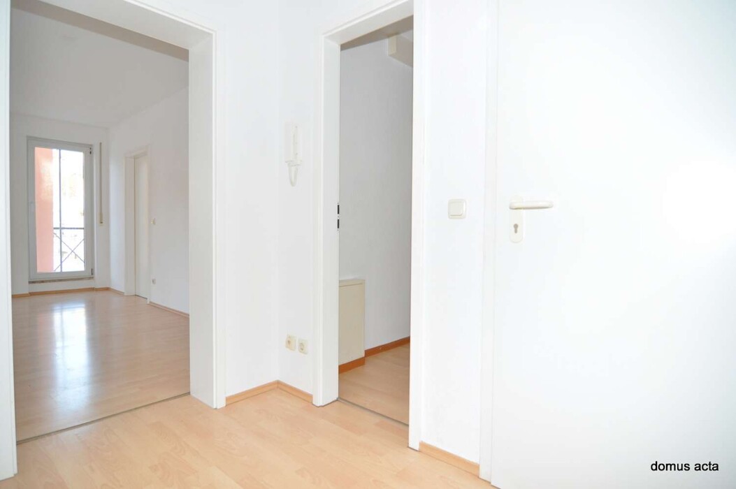 ** Schnell sein lohnt sich ** Helle 2 Zimmer - 1. OG - Balkon - Lift - Übernahme EBK möglich ** - Photo 2