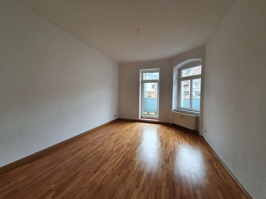 ** Schöne, helle - 2 Zimmerwohnung - 1. OG - schöner Eckbalkon - mit Einbauküche** - Foto 2