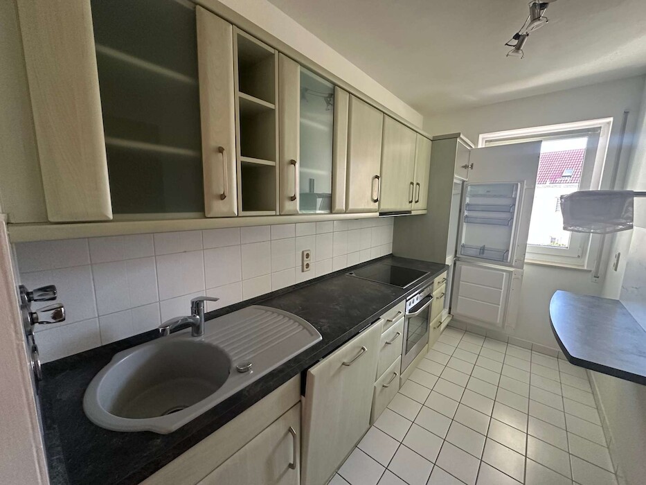 freundliche 4 Zi WHG mit EBK+Balkon+TG Platz in gepflegter Wohnanlage Zentrum/Rosentreppe - Foto 2