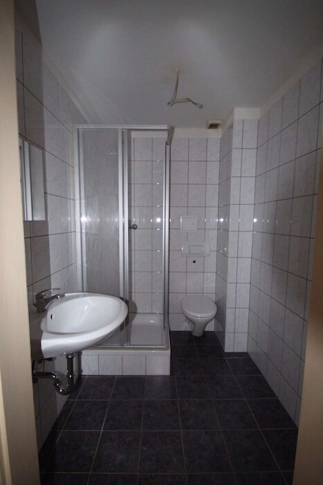 **Falkenstein - Zentrumsnah wohnen – 3-Zimmer-Wohnung im Erdgeschoss mit Balkon** - Foto 4