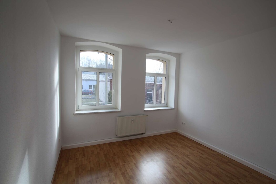 **Falkenstein - Zentrumsnah wohnen – 3-Zimmer-Wohnung im Erdgeschoss mit Balkon** - Foto 1